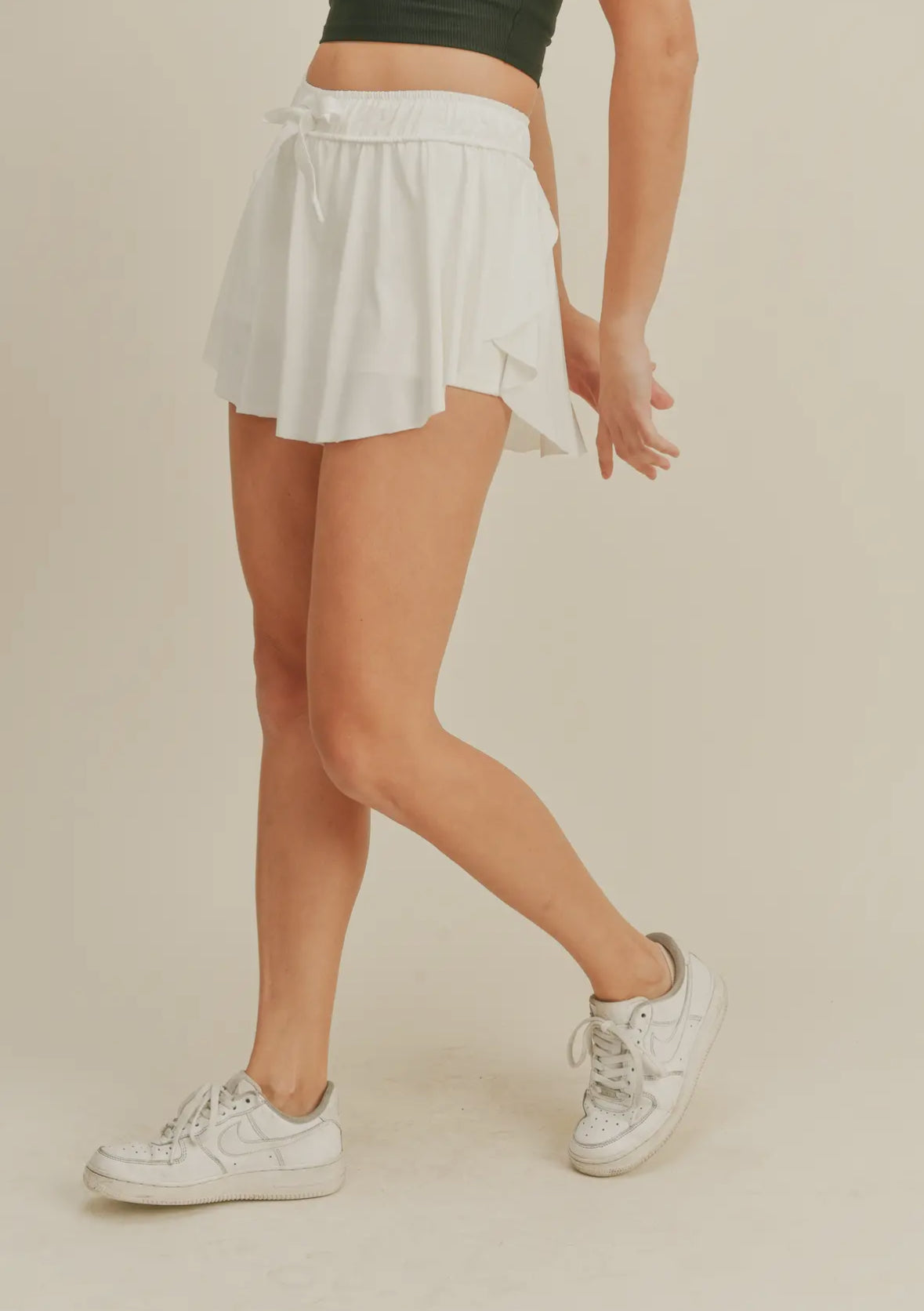 “Make a move” athletic skirt (white)